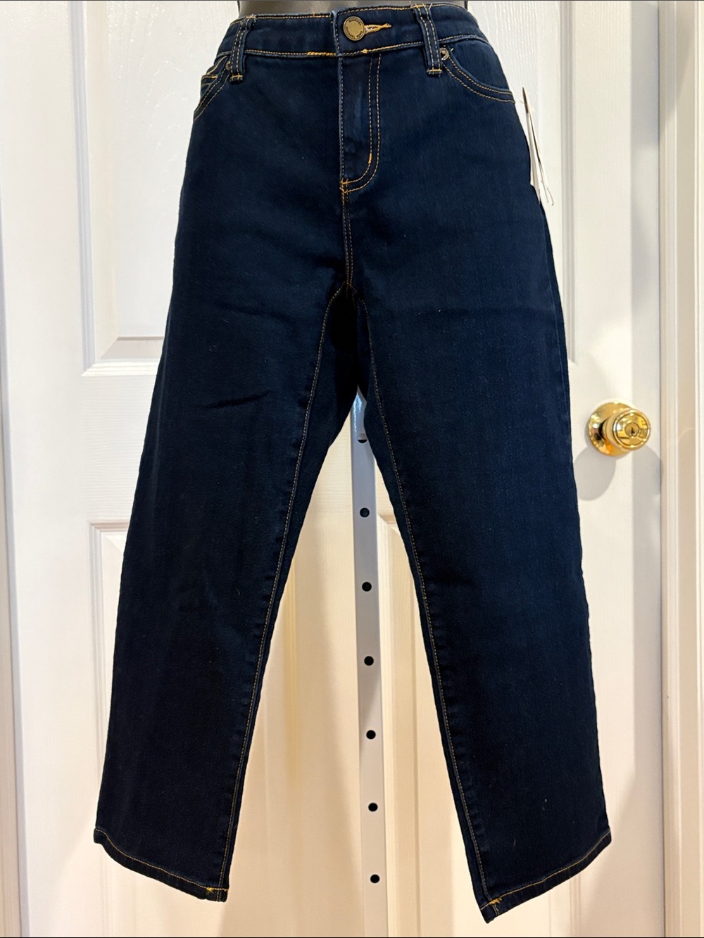 NWT Women’s Michael Kors Denim Capris size 4